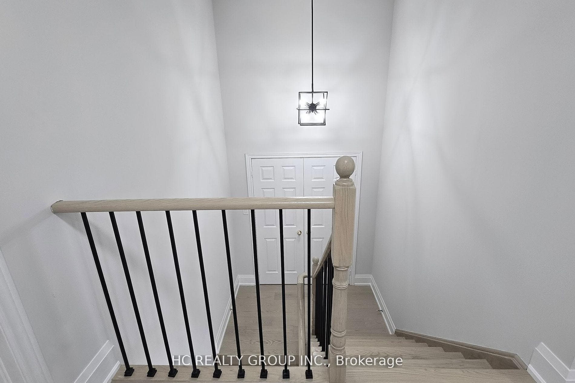 47 Medoc Place photo 11