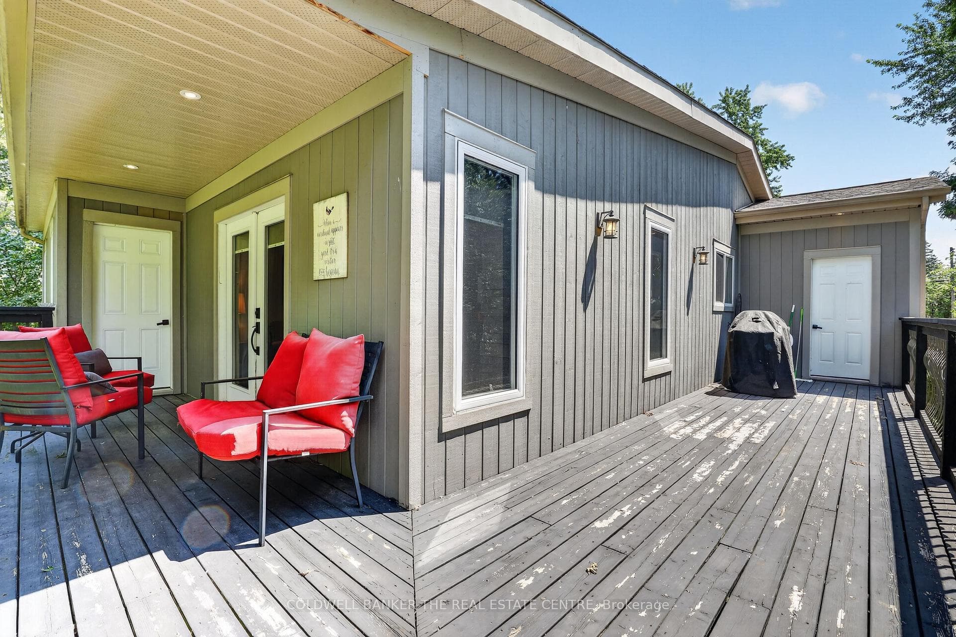176 Pleasant Boulevard photo 32