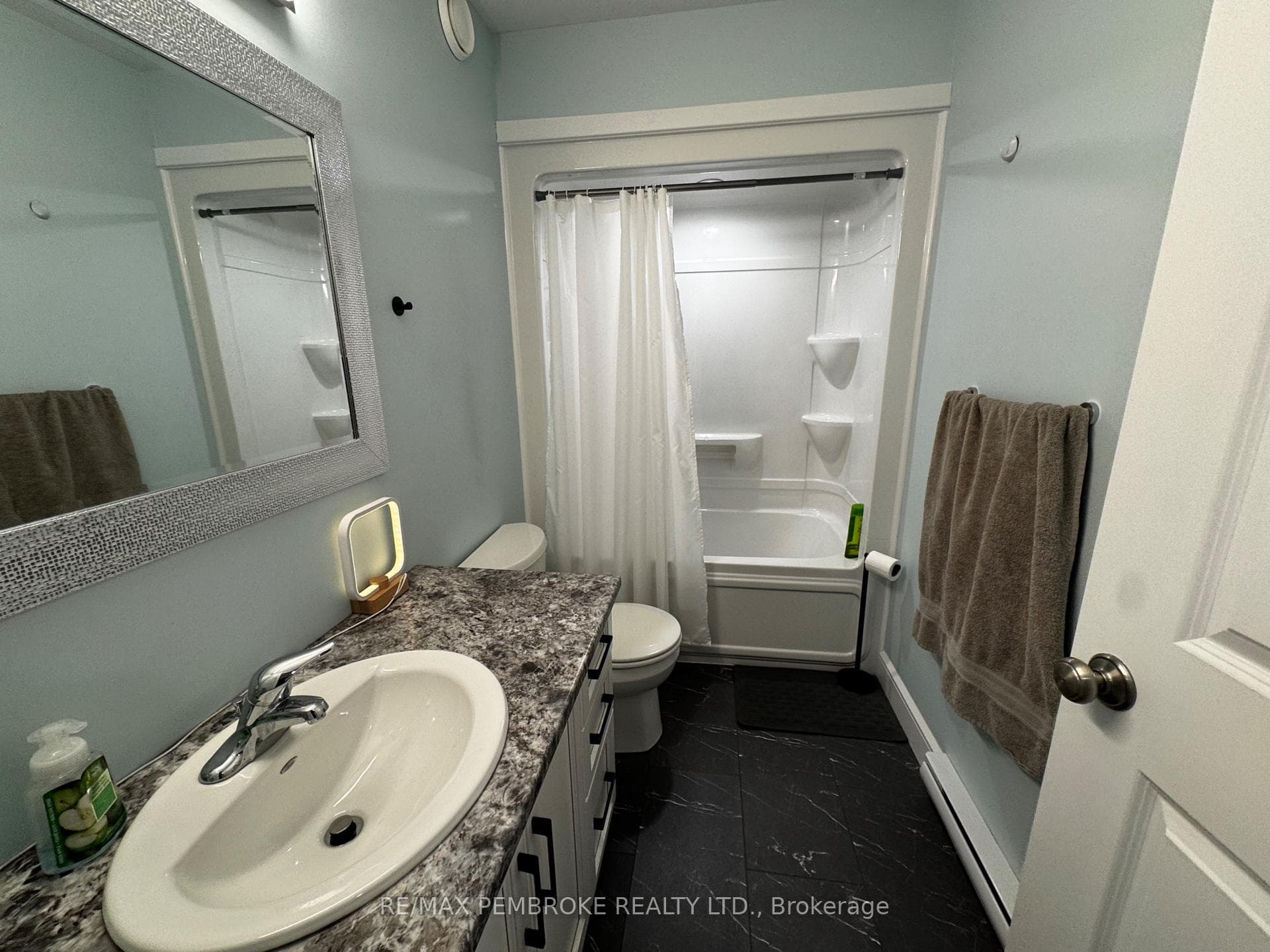 Lower level bathroom.