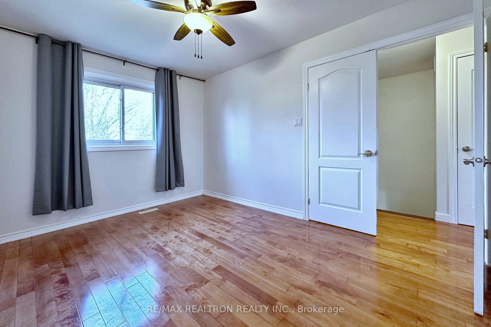 56 Valhalla Court photo 17