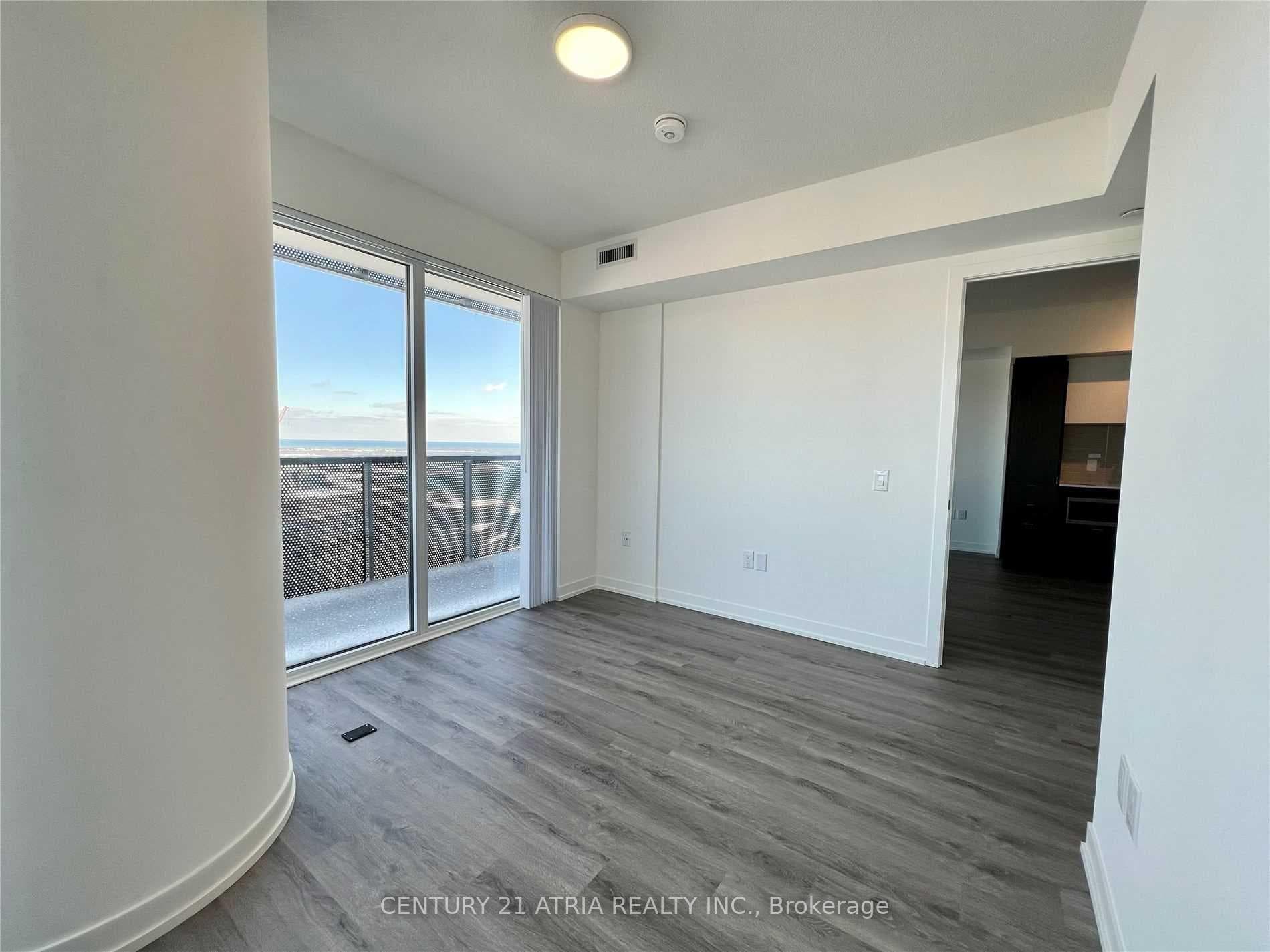138 Downes Street Unit 2903 photo 11