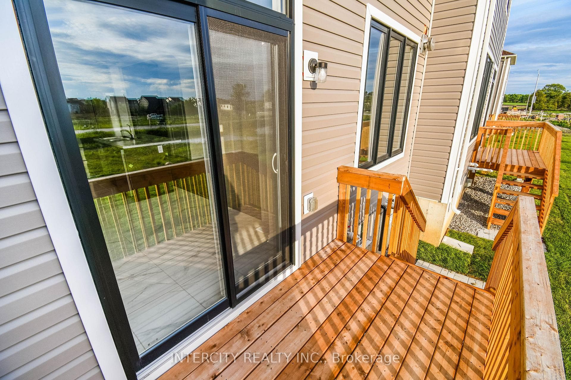 21 Rochester Drive photo 7