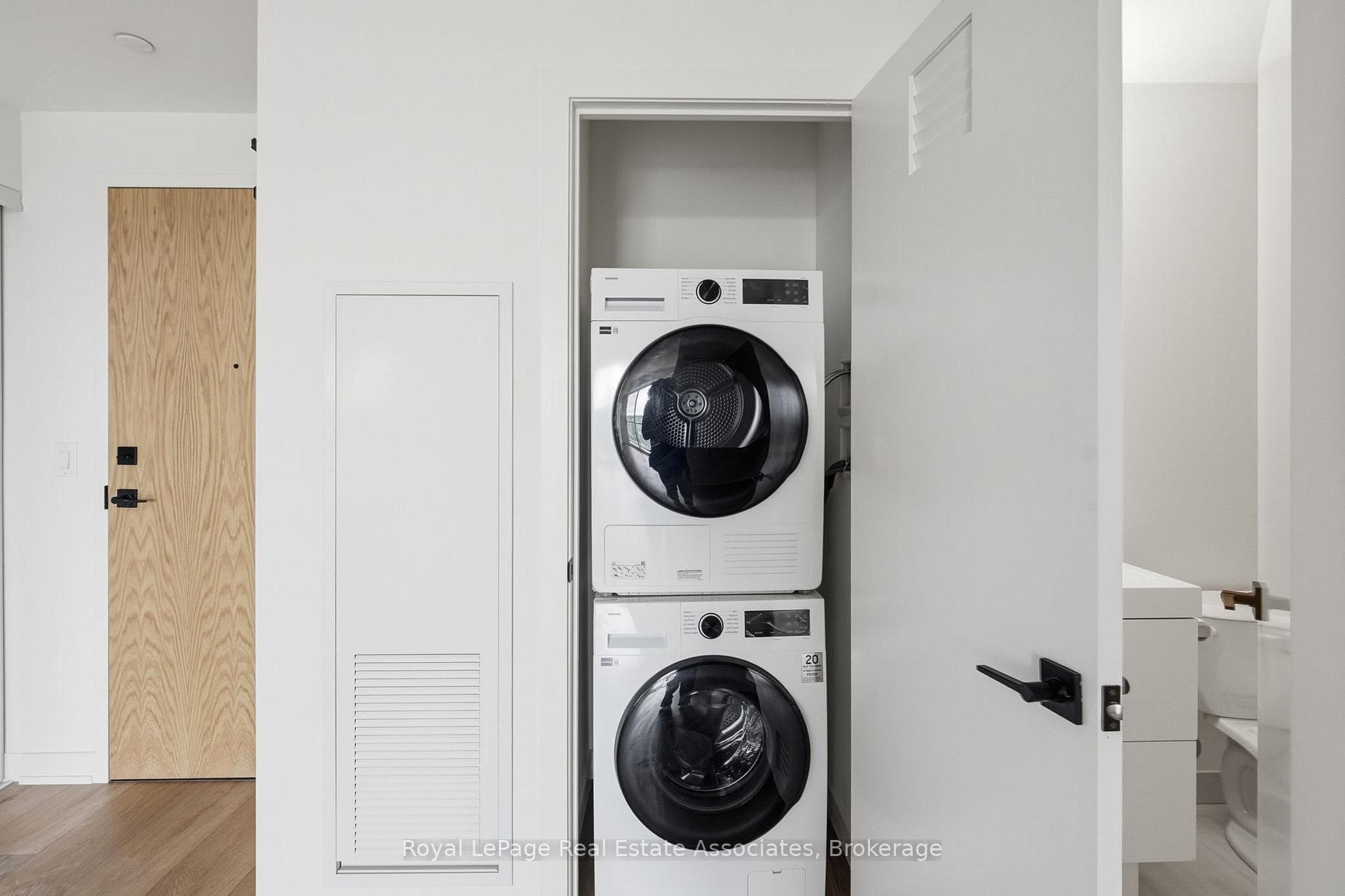 33 Erie Avenue Unit 1315 photo 24