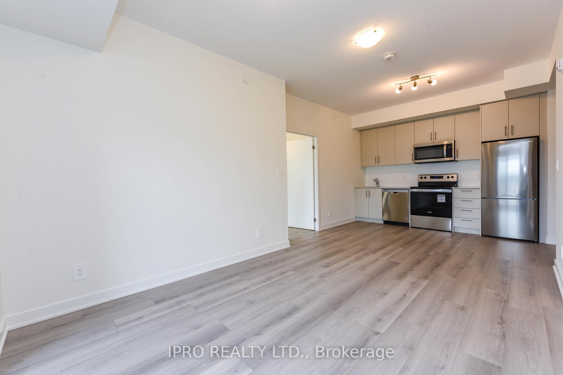 1440 Clarriage Court Unit 514 photo 12