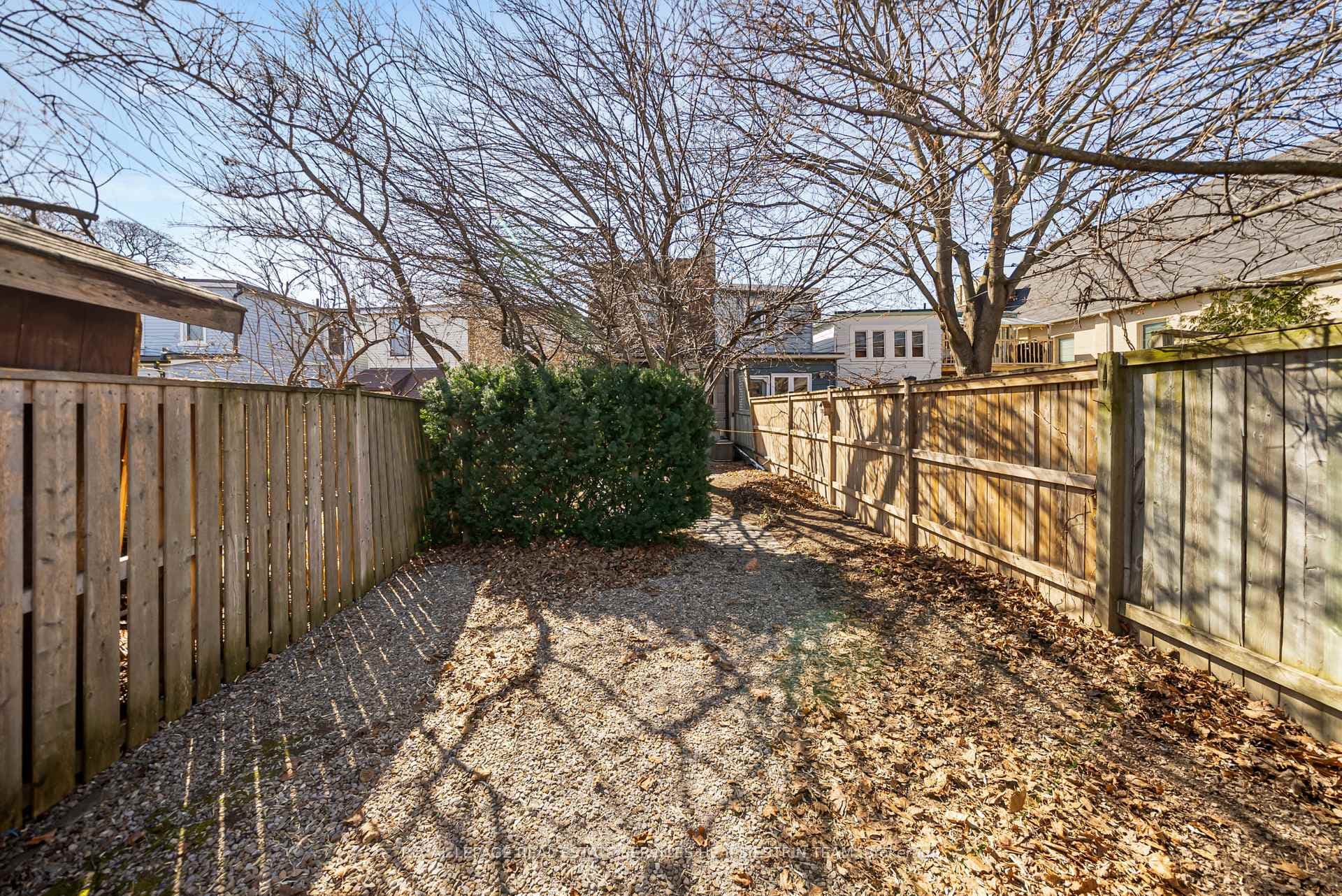 621 Crawford Street photo 25