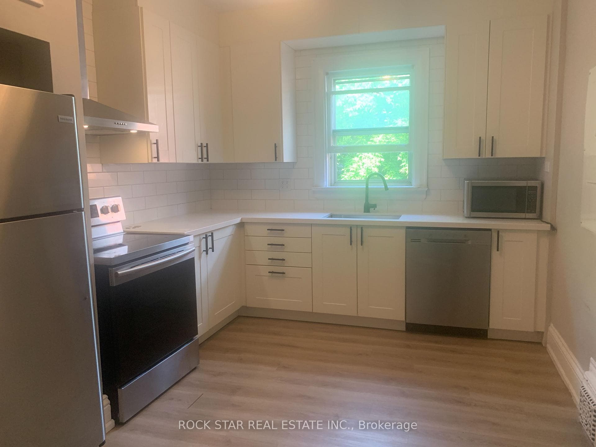 219 Stinson Street Unit Unit 2/Upper photo 13