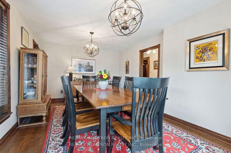 6 Redland Crescent photo 18