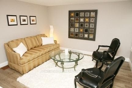 753 St Clarens Avenue Unit 2 photo 2