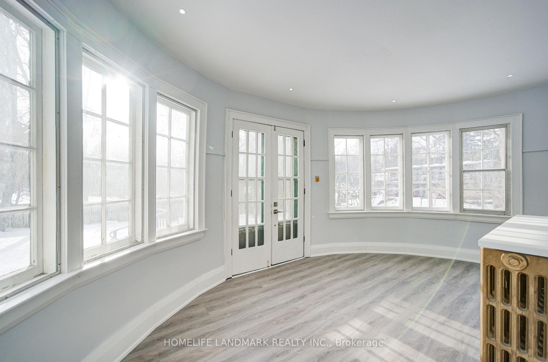 119 Robinson Street photo 11