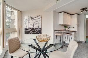 10 Kenneth Avenue Unit 310 photo 16