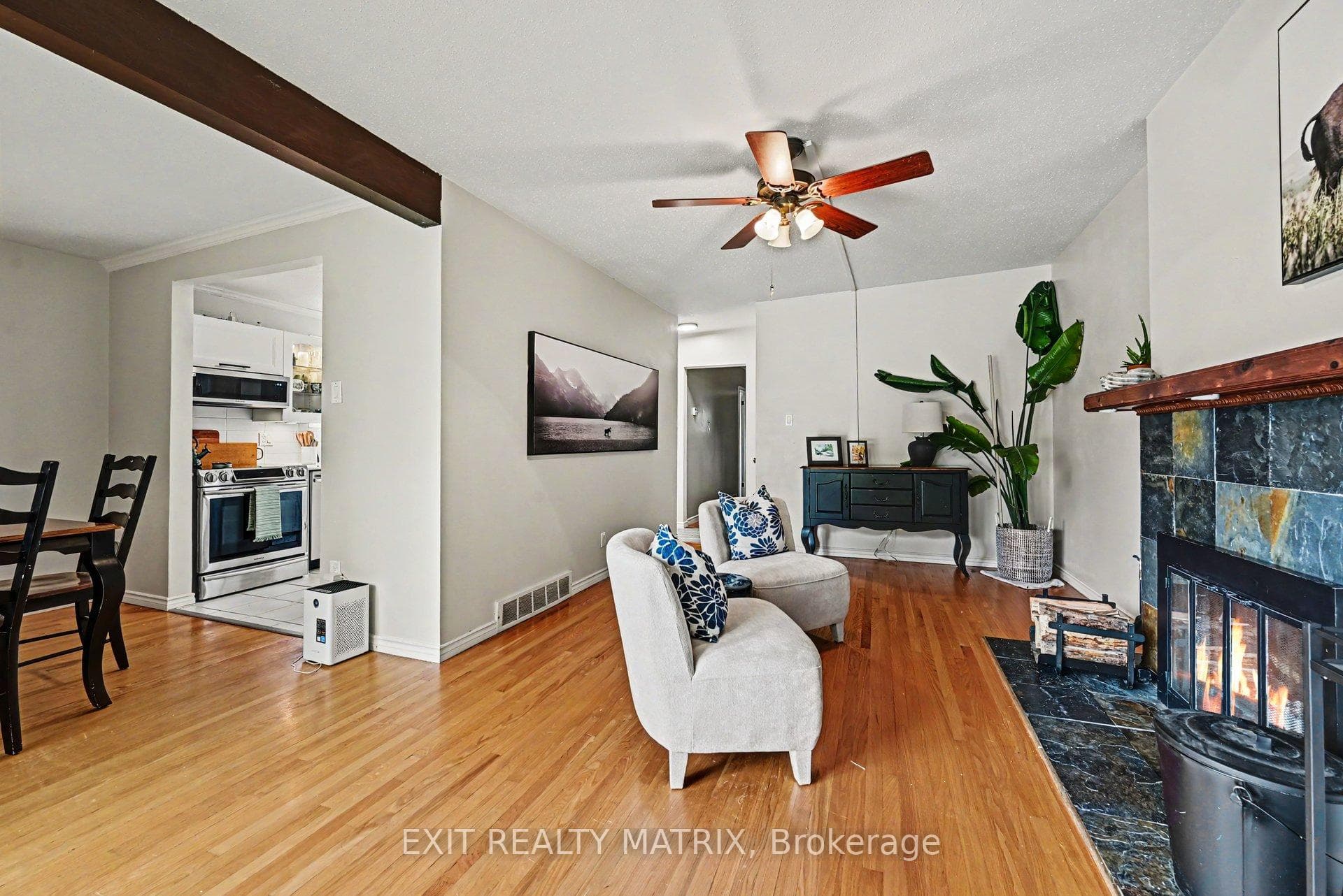 2385 Walkley Road photo 5
