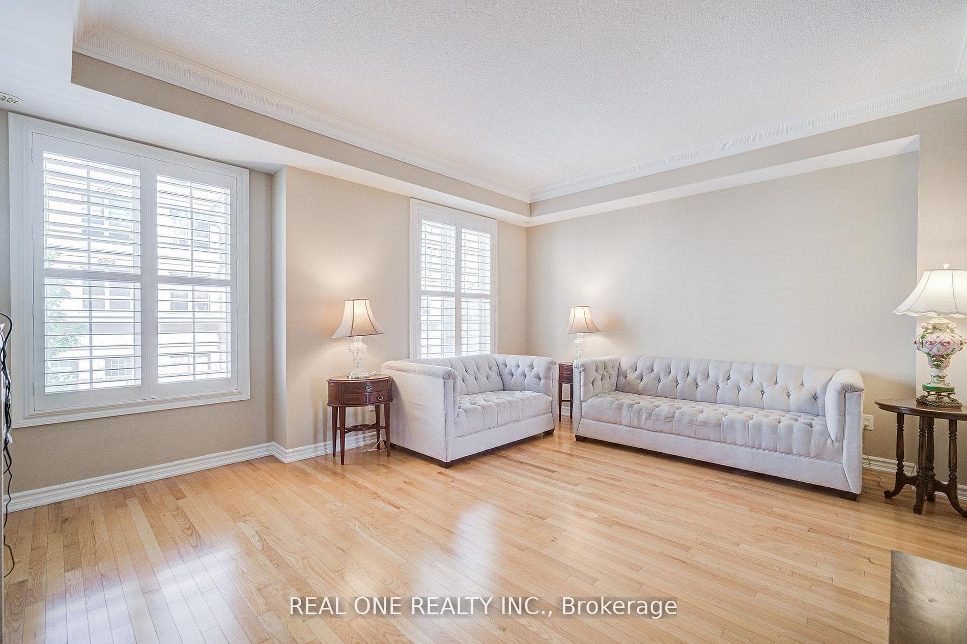 9 Ruskov Lane Unit Upper photo 9