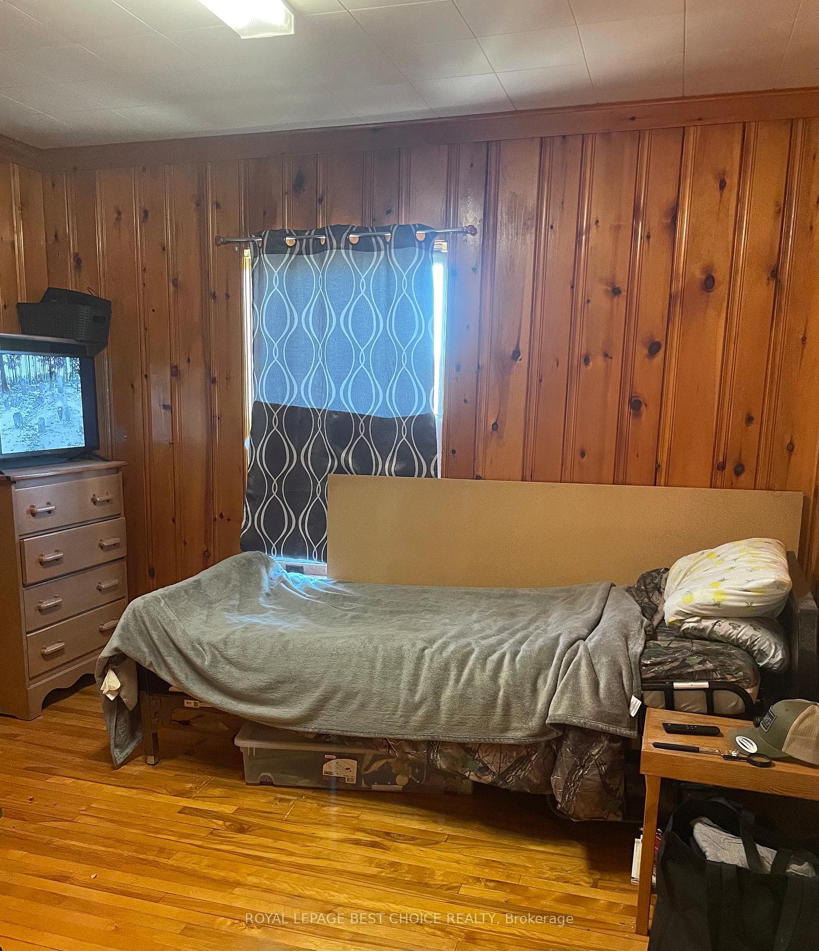 2nd fl bedroom