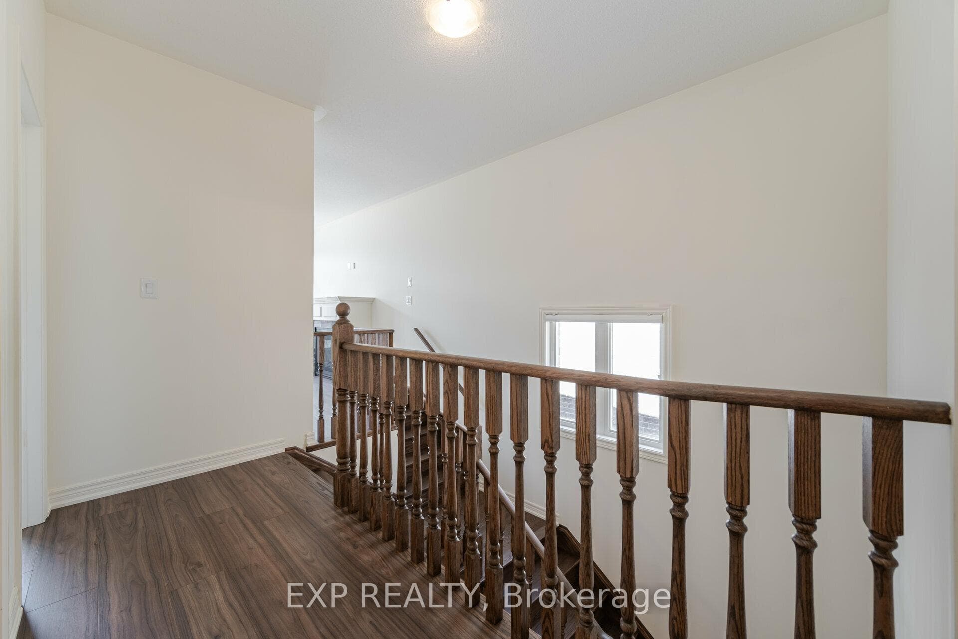 4 Silver Meadows Gardens photo 27