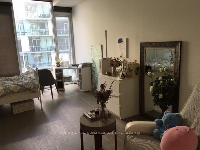 29 Queens Quay N/A Unit 719 photo 20