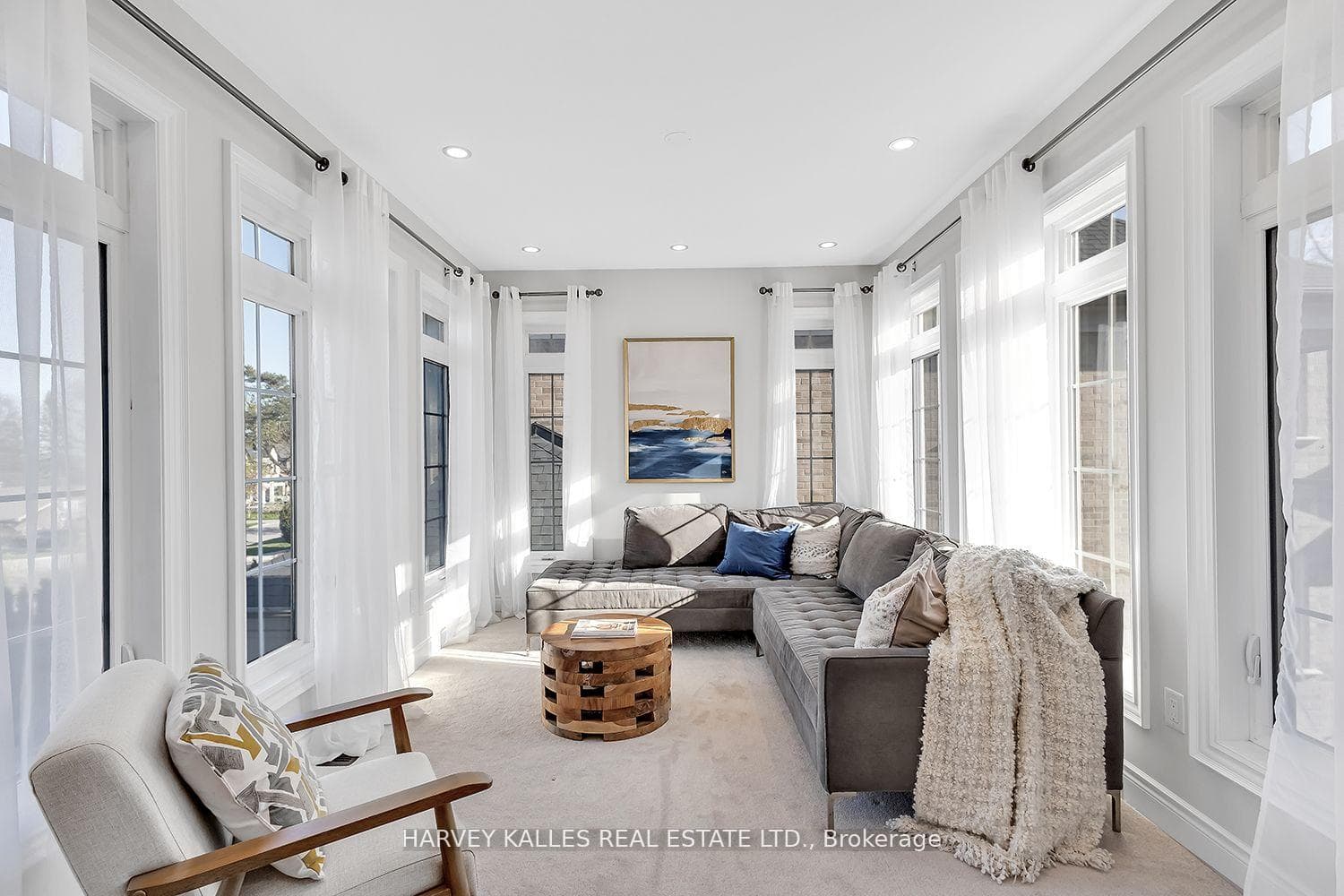 Airy bright sitting room