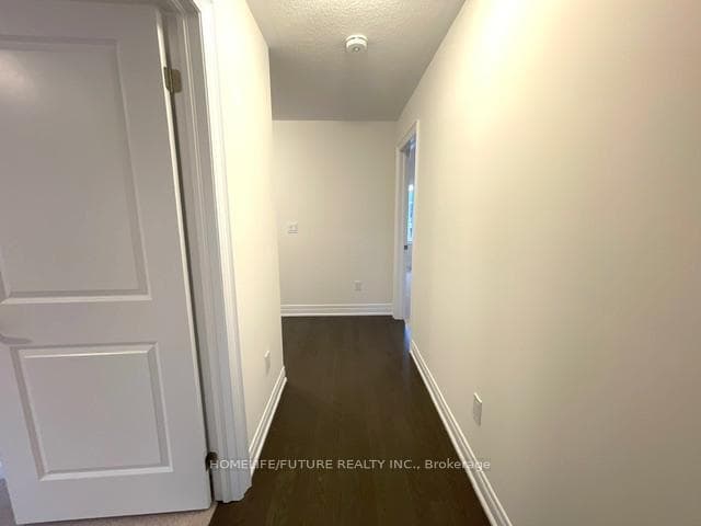 15 Wesley Brooks Street photo 21