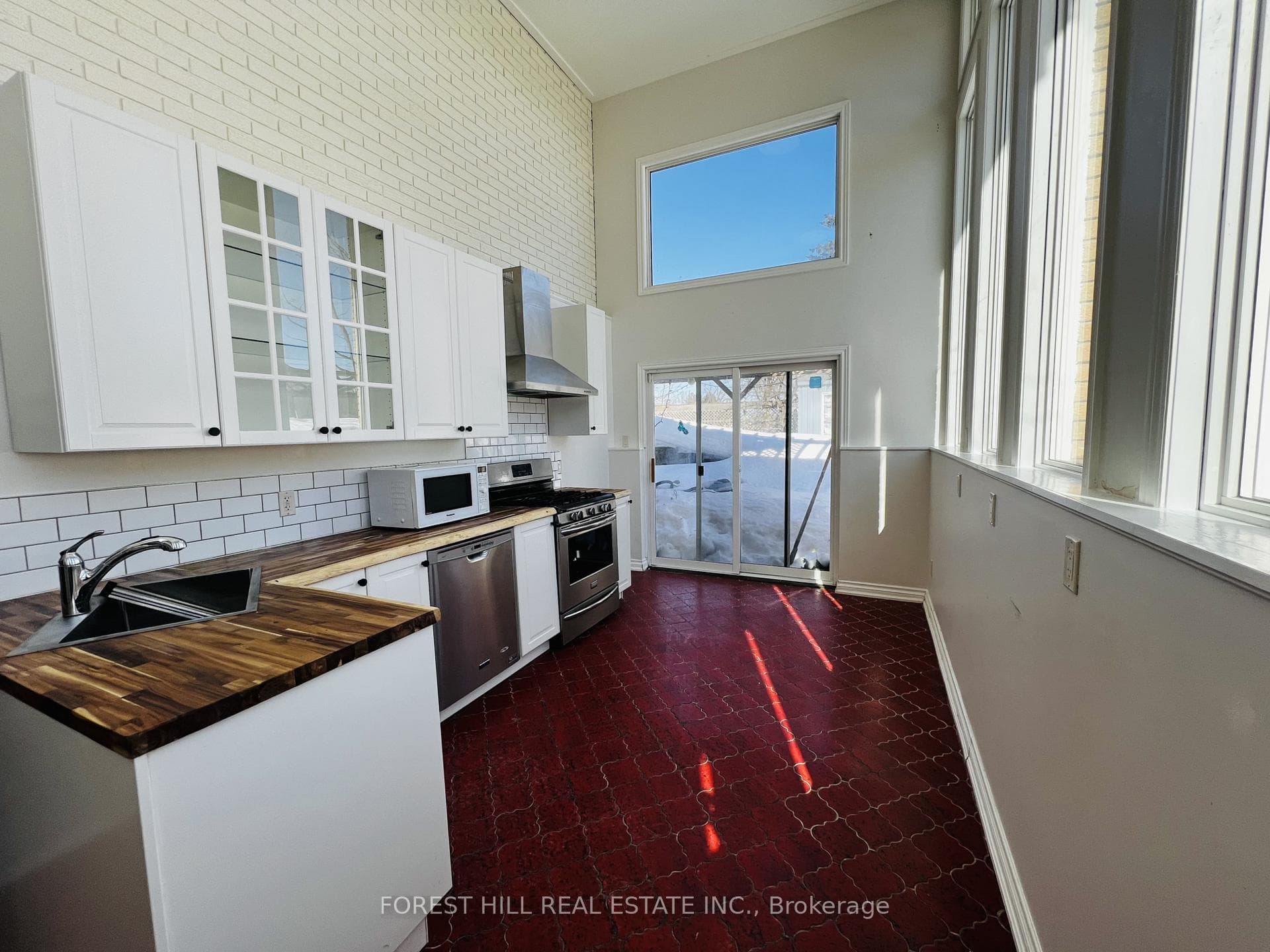 48 Steel Street Unit LOWER photo 10