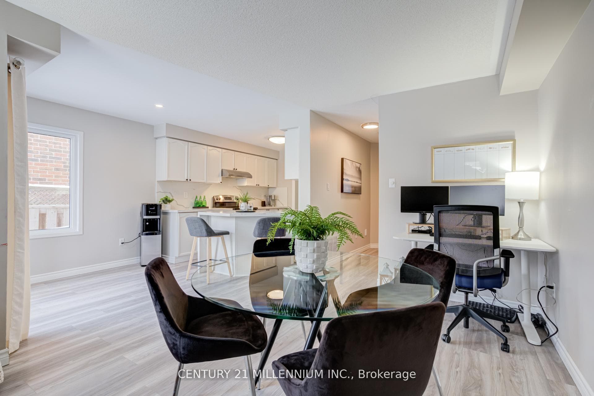 327 Perry Road photo 16
