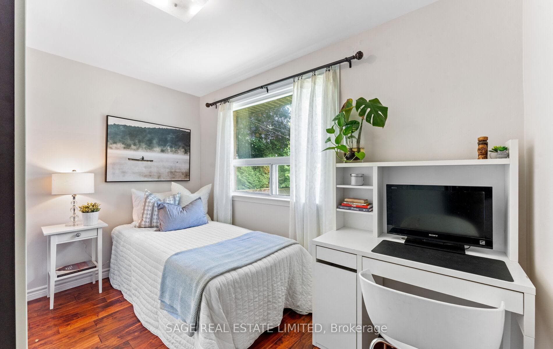 24 Woodgrove Drive photo 19