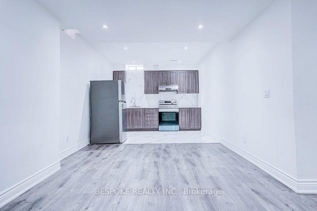 2550 Snow Knight Drive Unit Bsmt photo 6
