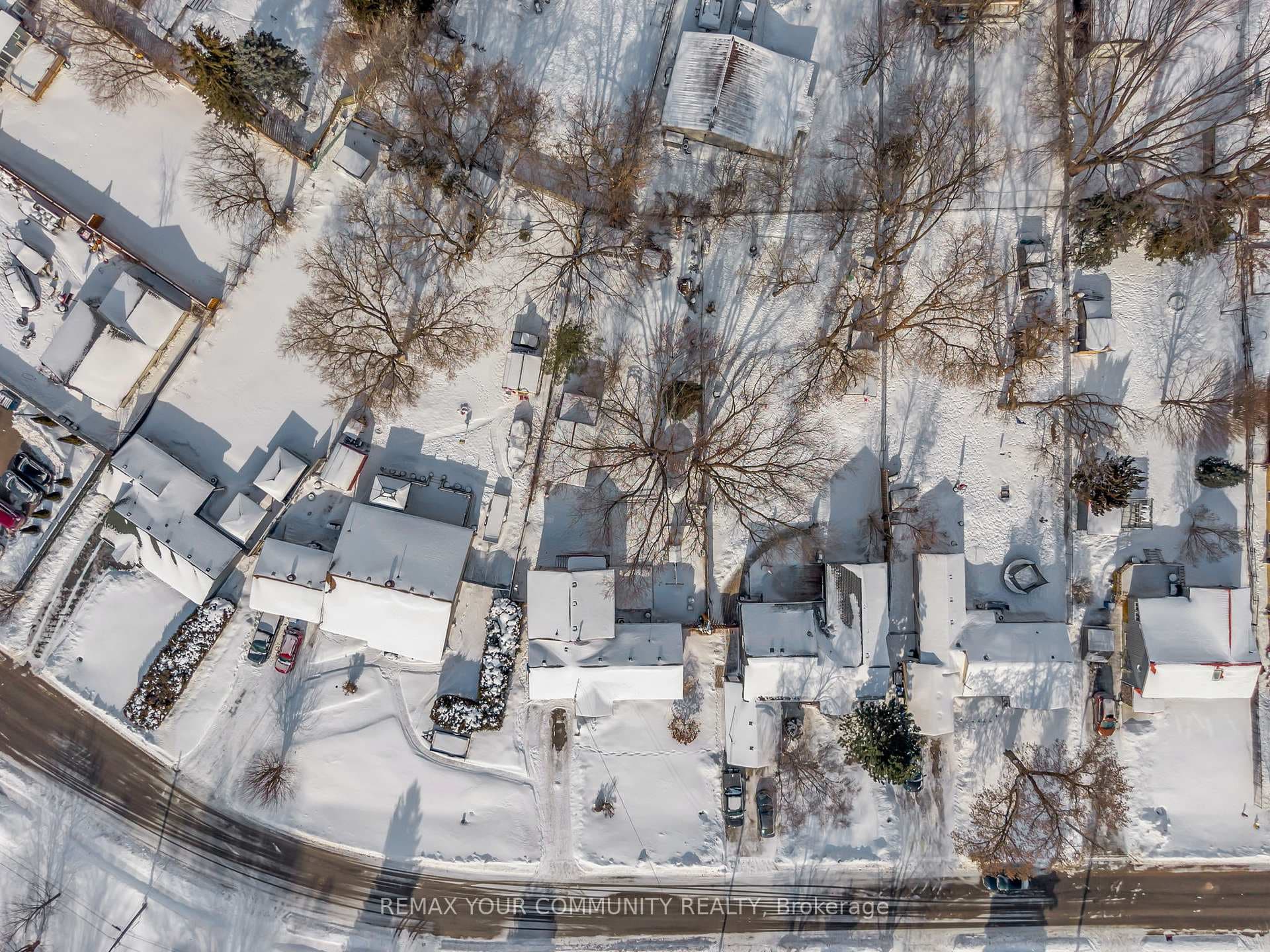 162 Bessborough Drive photo 44