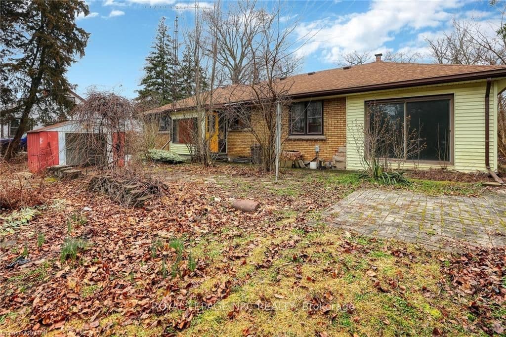 5723 MONTROSE Road photo 3
