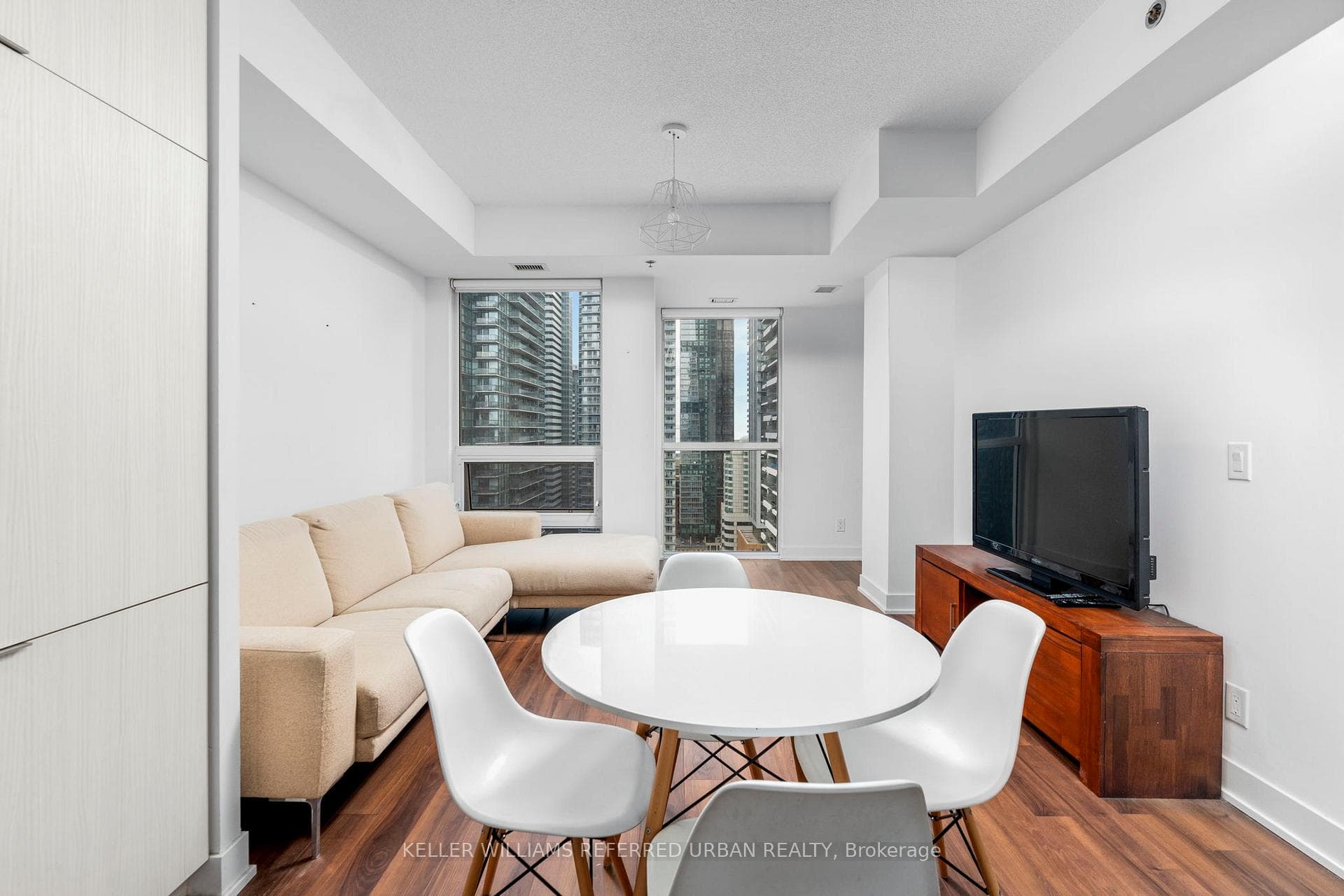 318 Richmond Street Unit 2307 photo 17