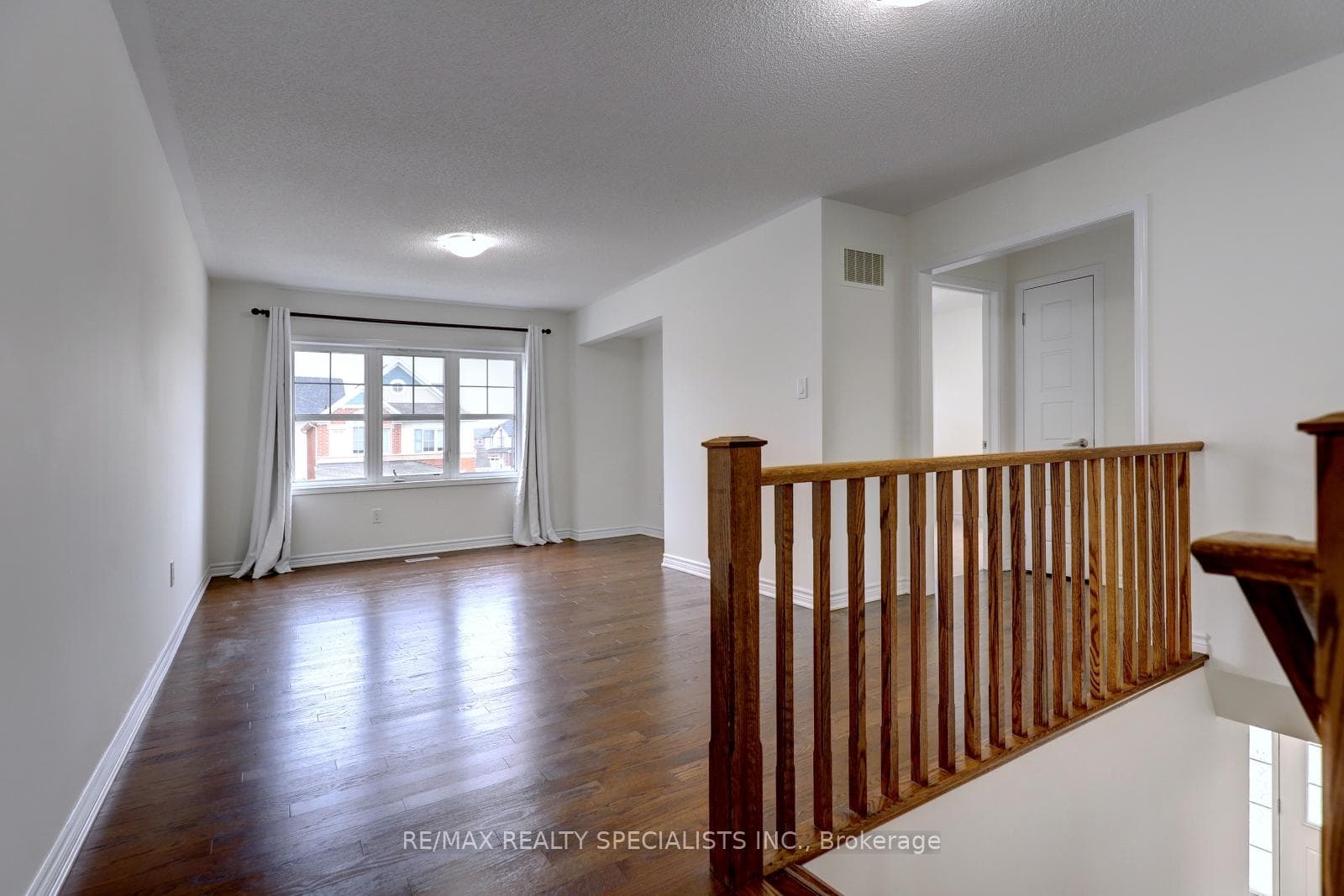 404 Clarkson Gate photo 18