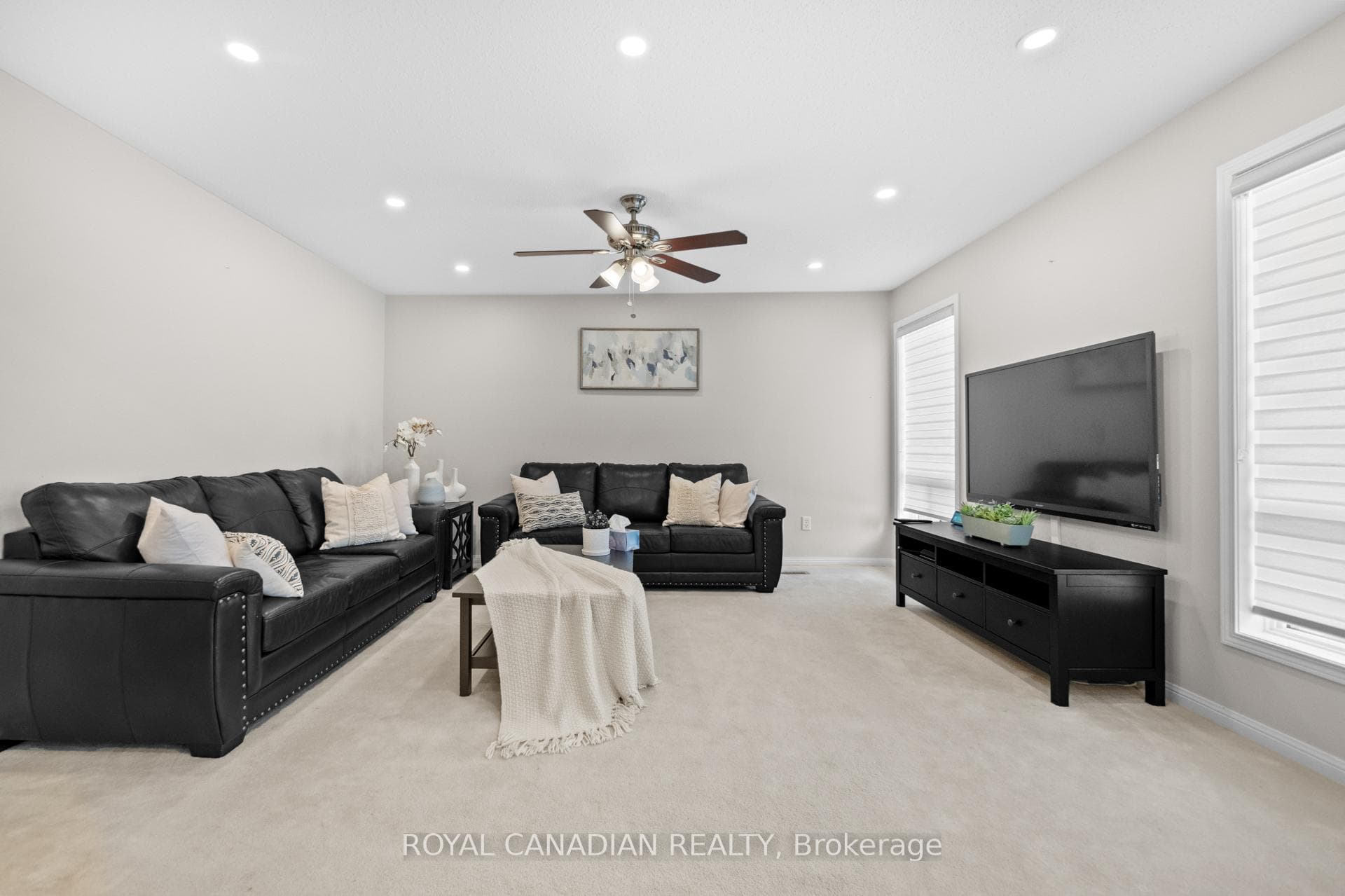 959 Lancaster Boulevard photo 16