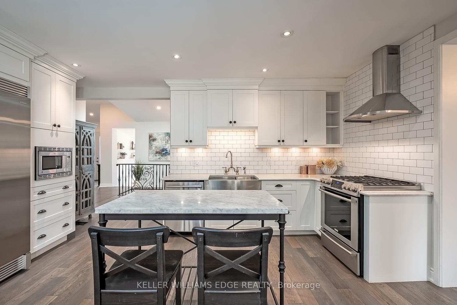 403 Smith Avenue photo 16