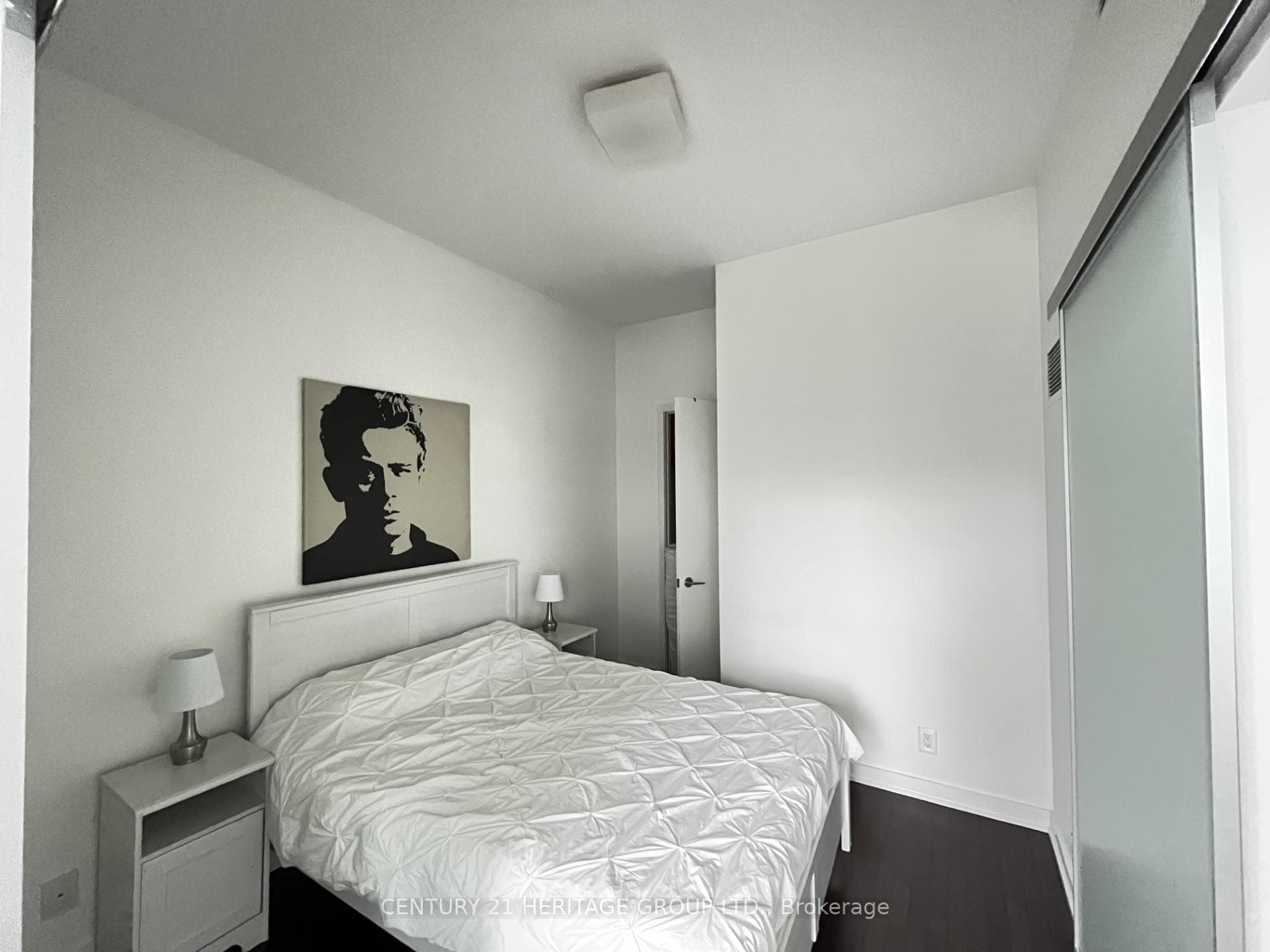 12 York Street Unit 3011 photo 9