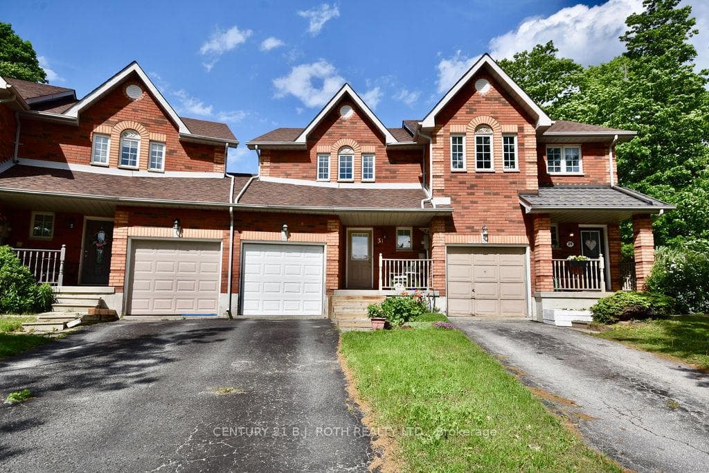 31 Huitema Court photo 2
