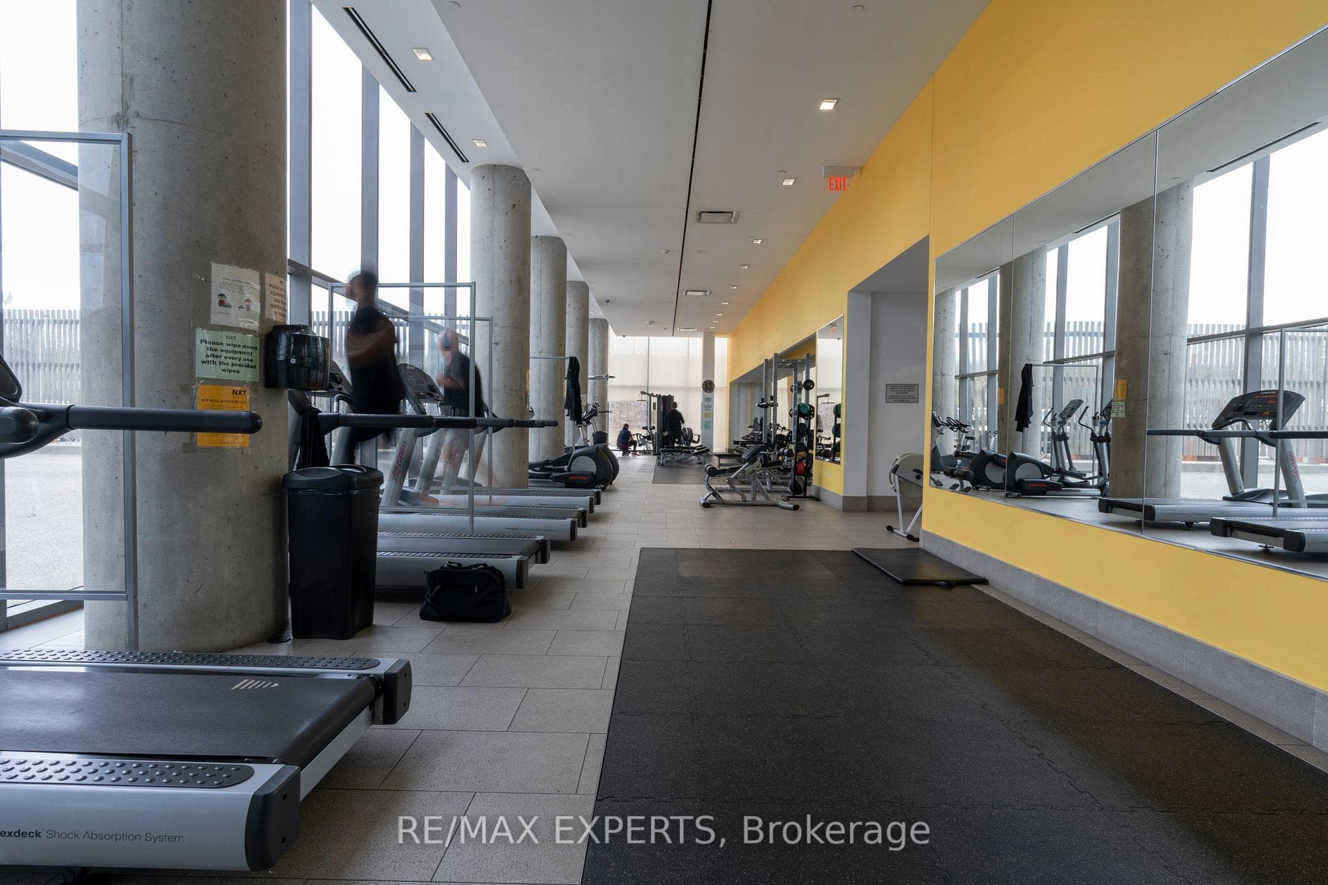 103 The Queensway N/A Unit 1507 photo 28