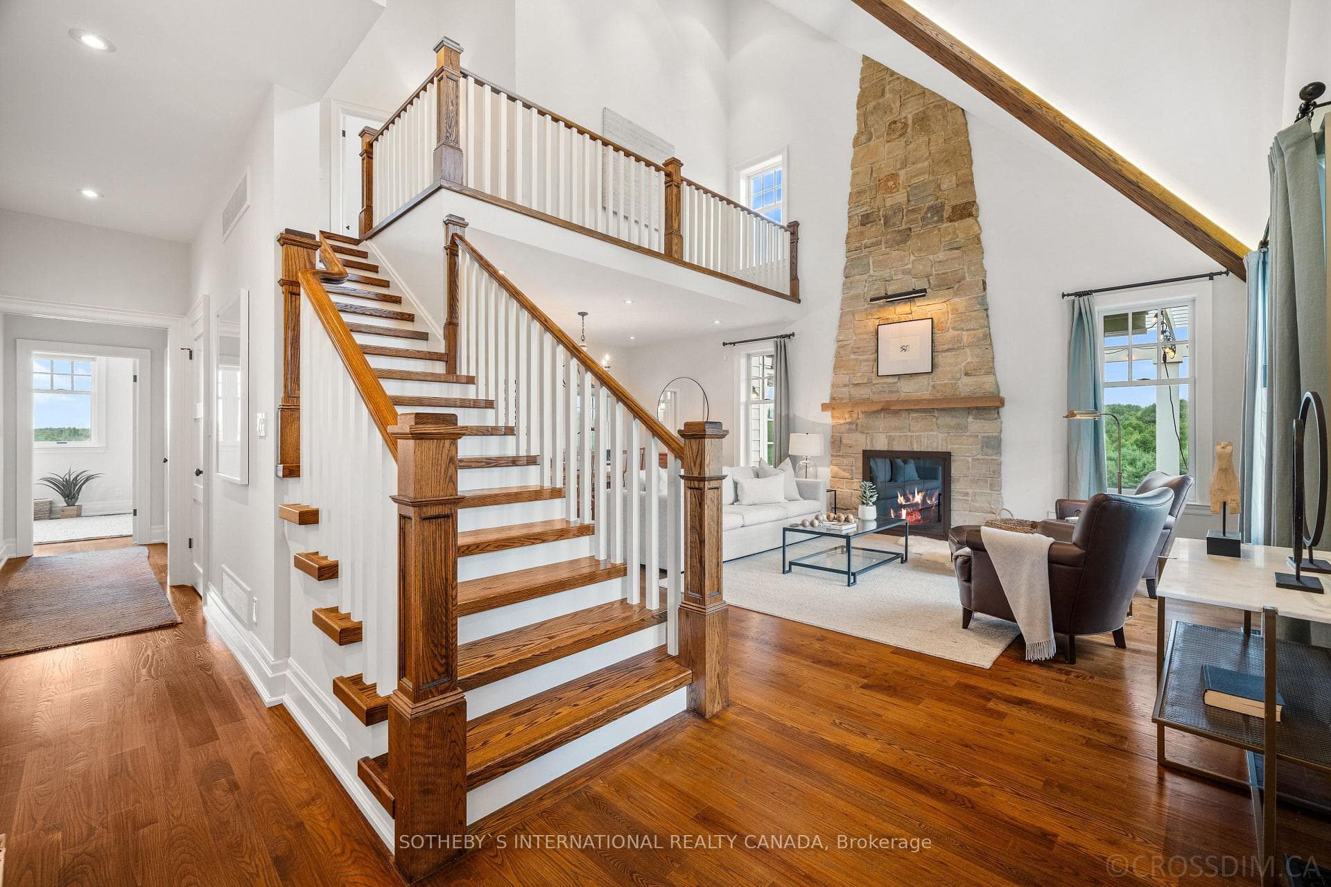 15664 Duffy's Lane photo 5
