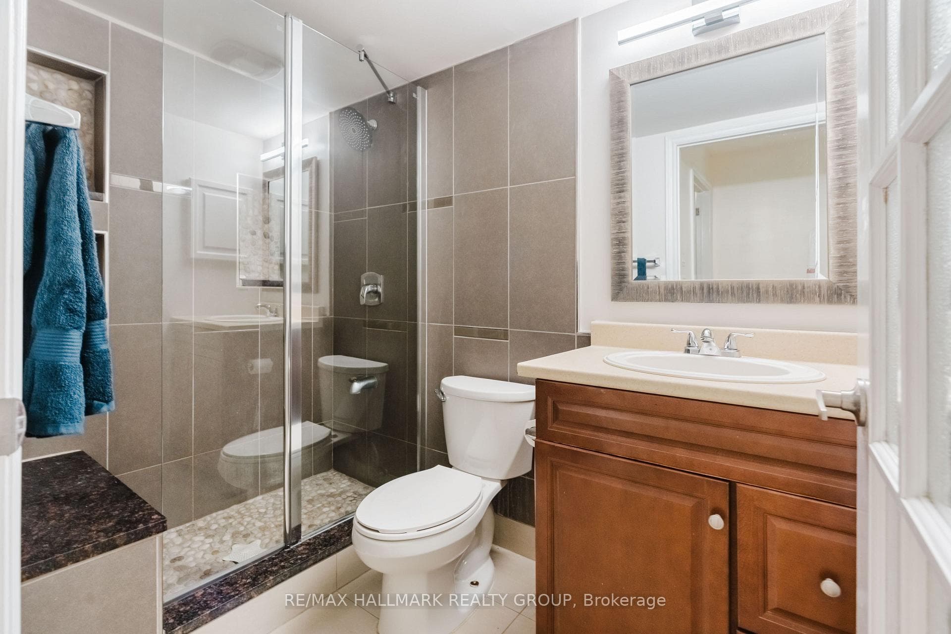 Ensuite