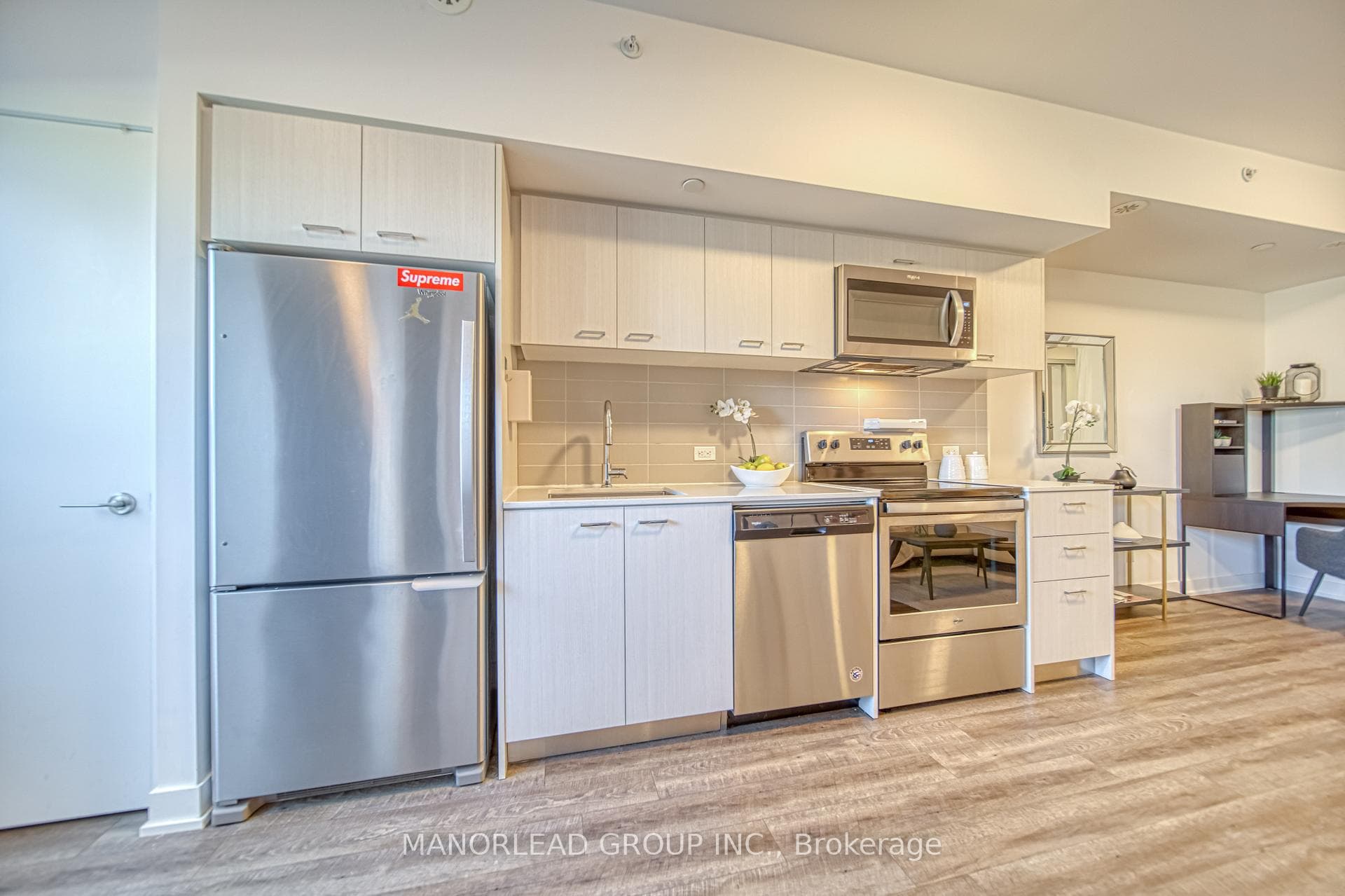2100 Bridletowne Circle Unit 109 photo 8