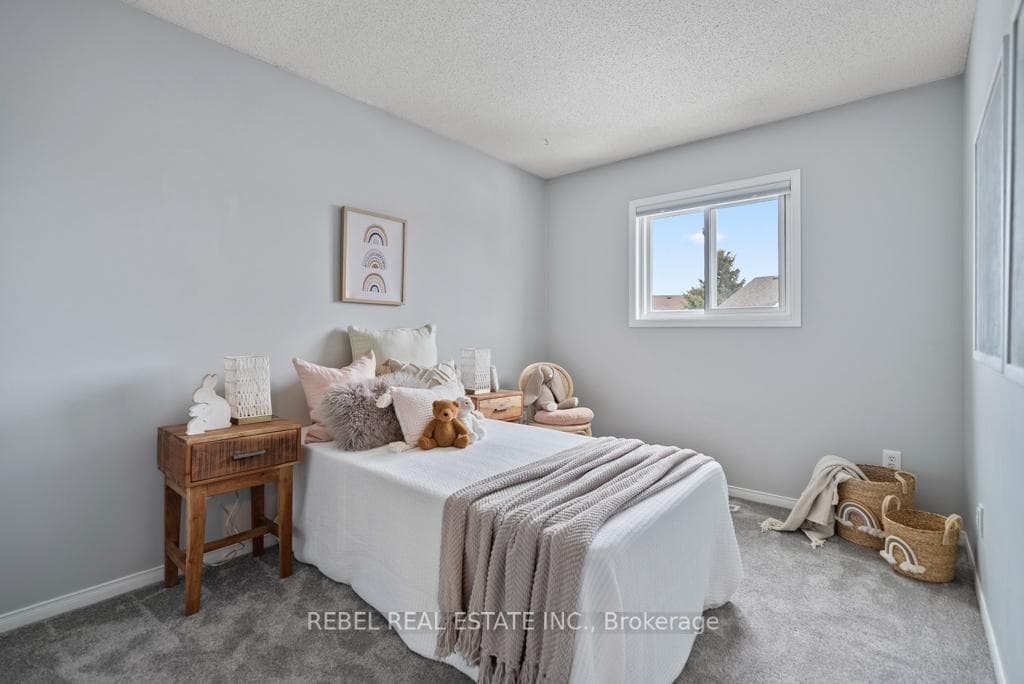 63 Moyse Drive photo 25