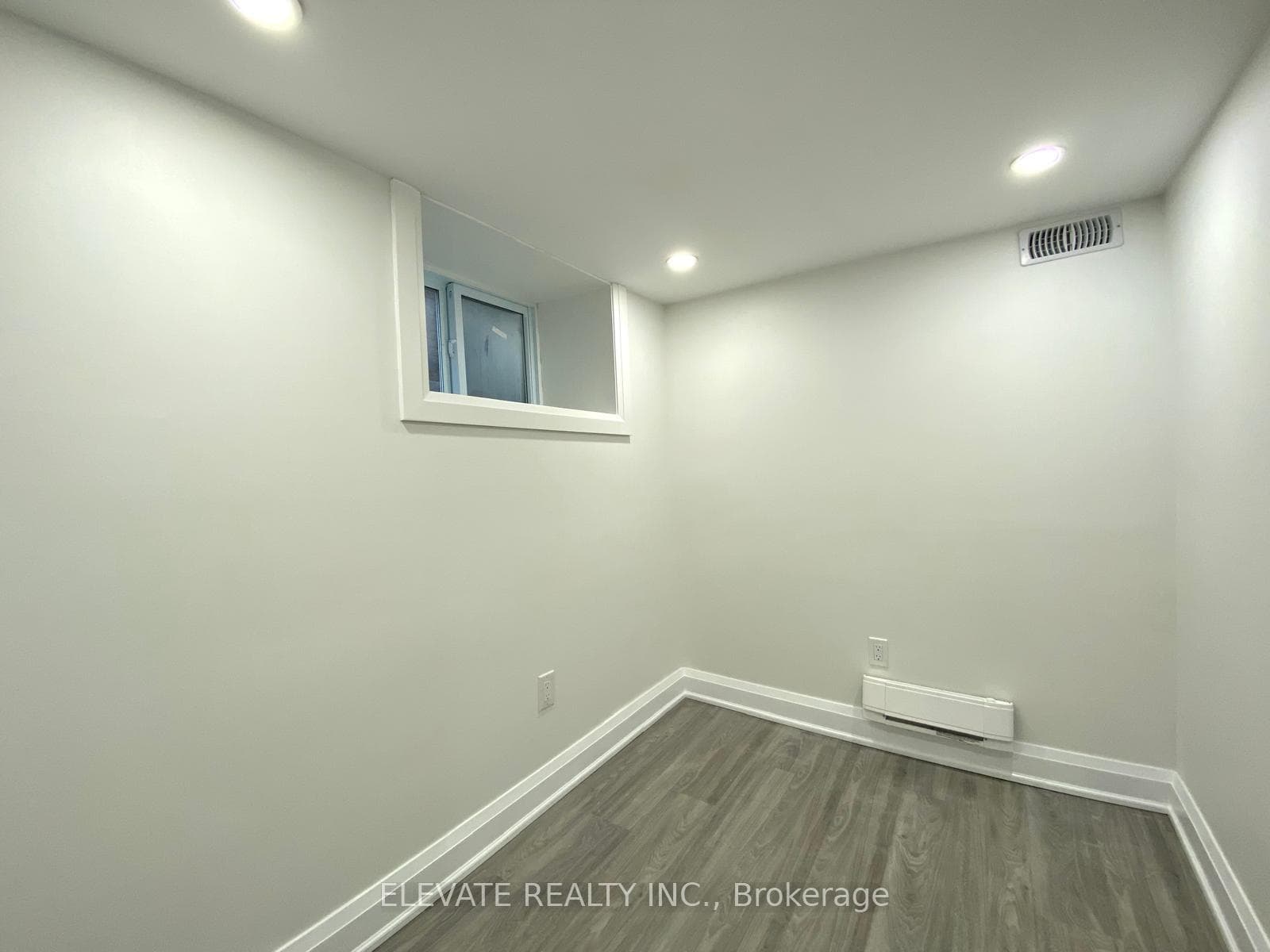 19 Lesmount Avenue Unit B photo 10