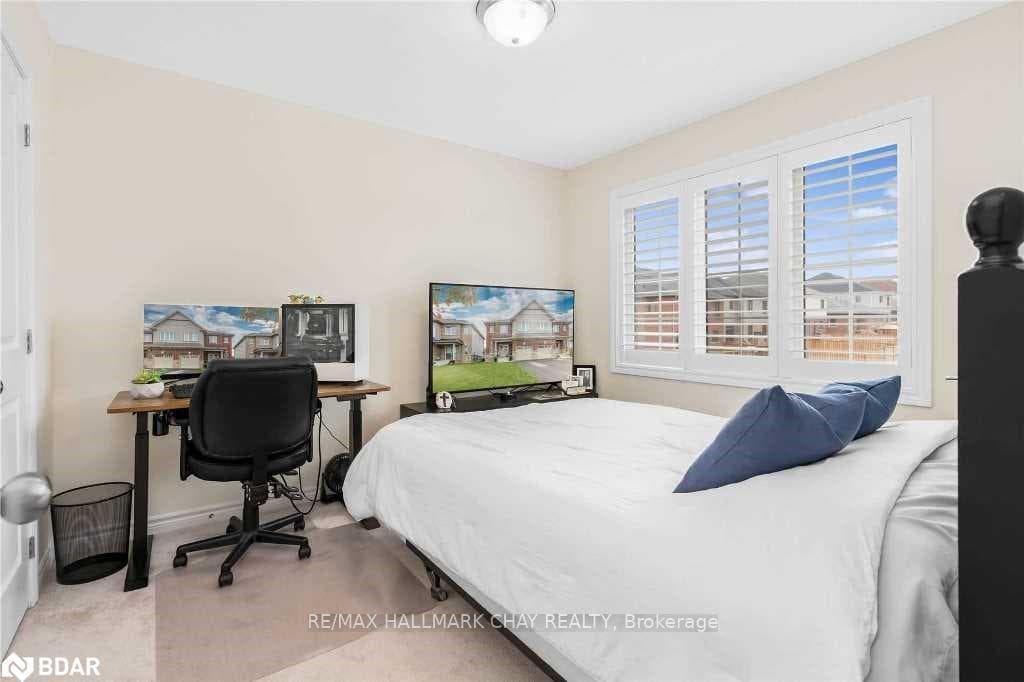 214 Isabella Drive photo 17