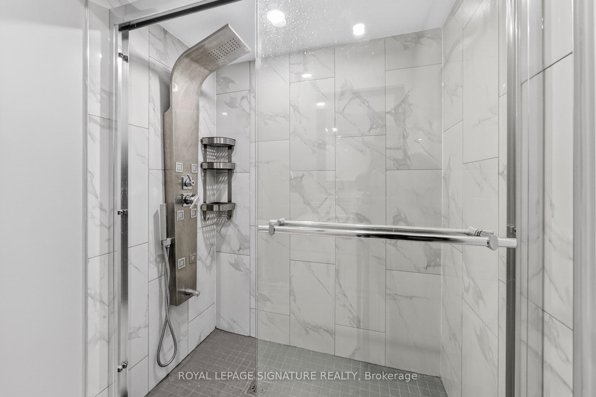 533 Yates Drive photo 18