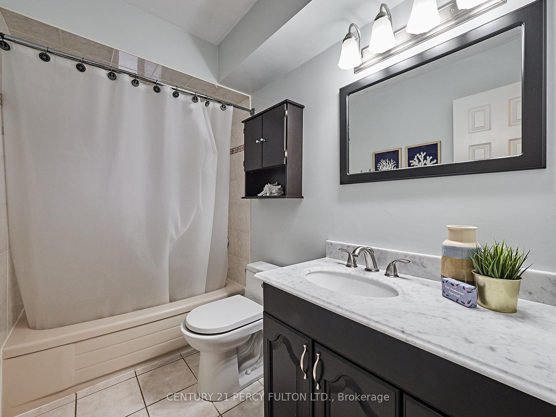 1262 Barnwood Square photo 26