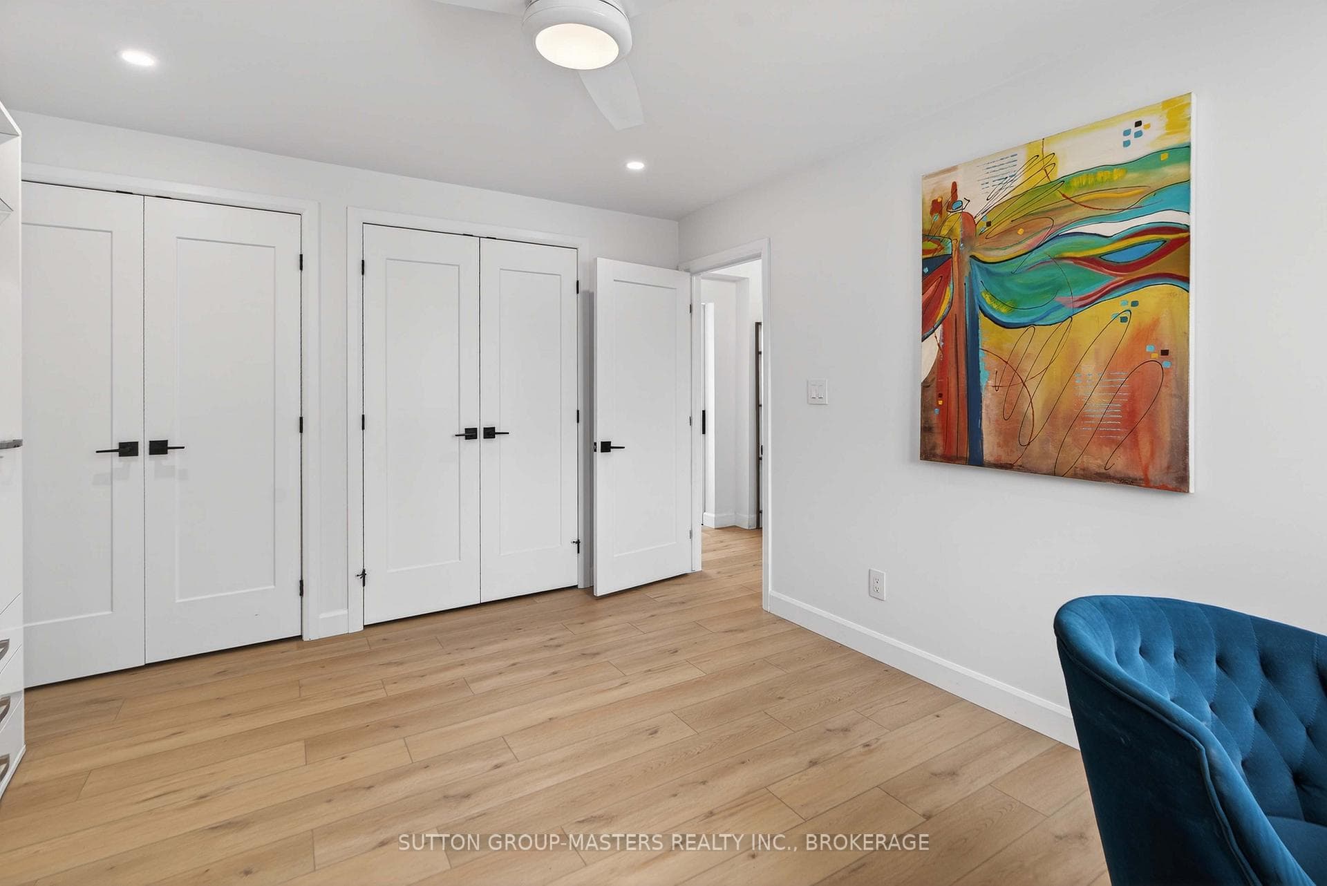 1 Mowat Avenue Unit 401 photo 21