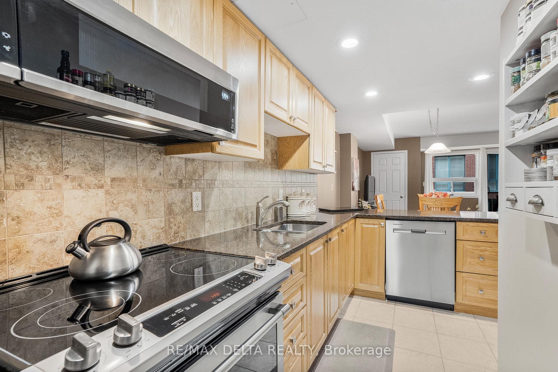 320 Centrum Boulevard Unit 306 photo 12