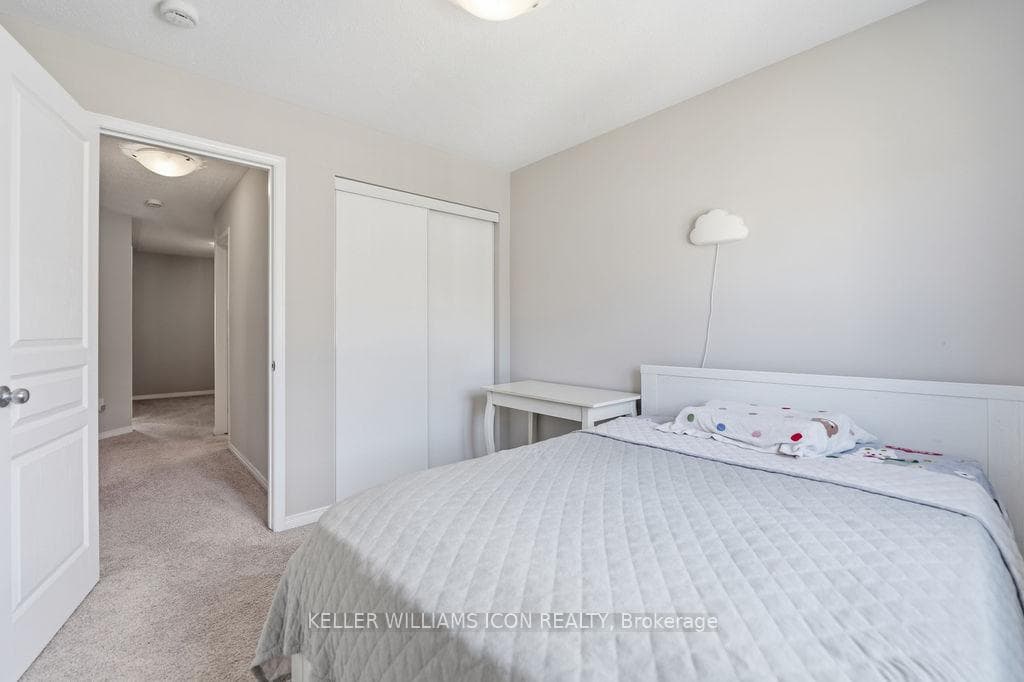 493 Ashbourne Crescent photo 25