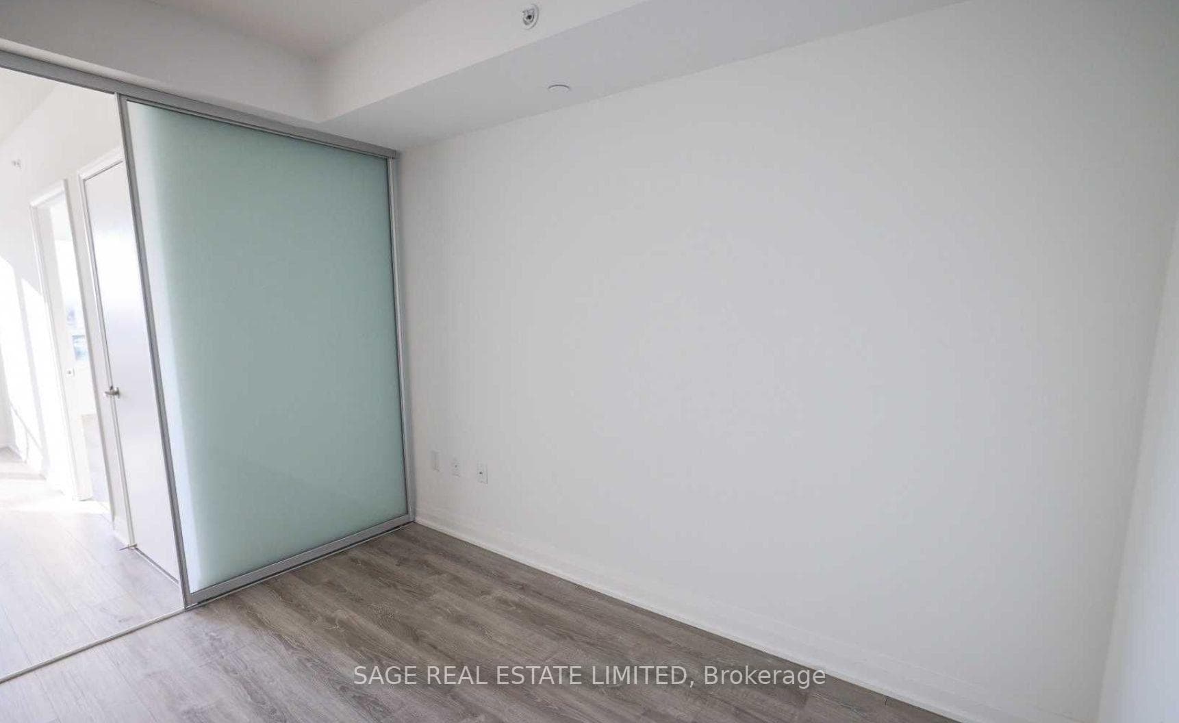 10 Gibbs Road Unit 625 photo 19