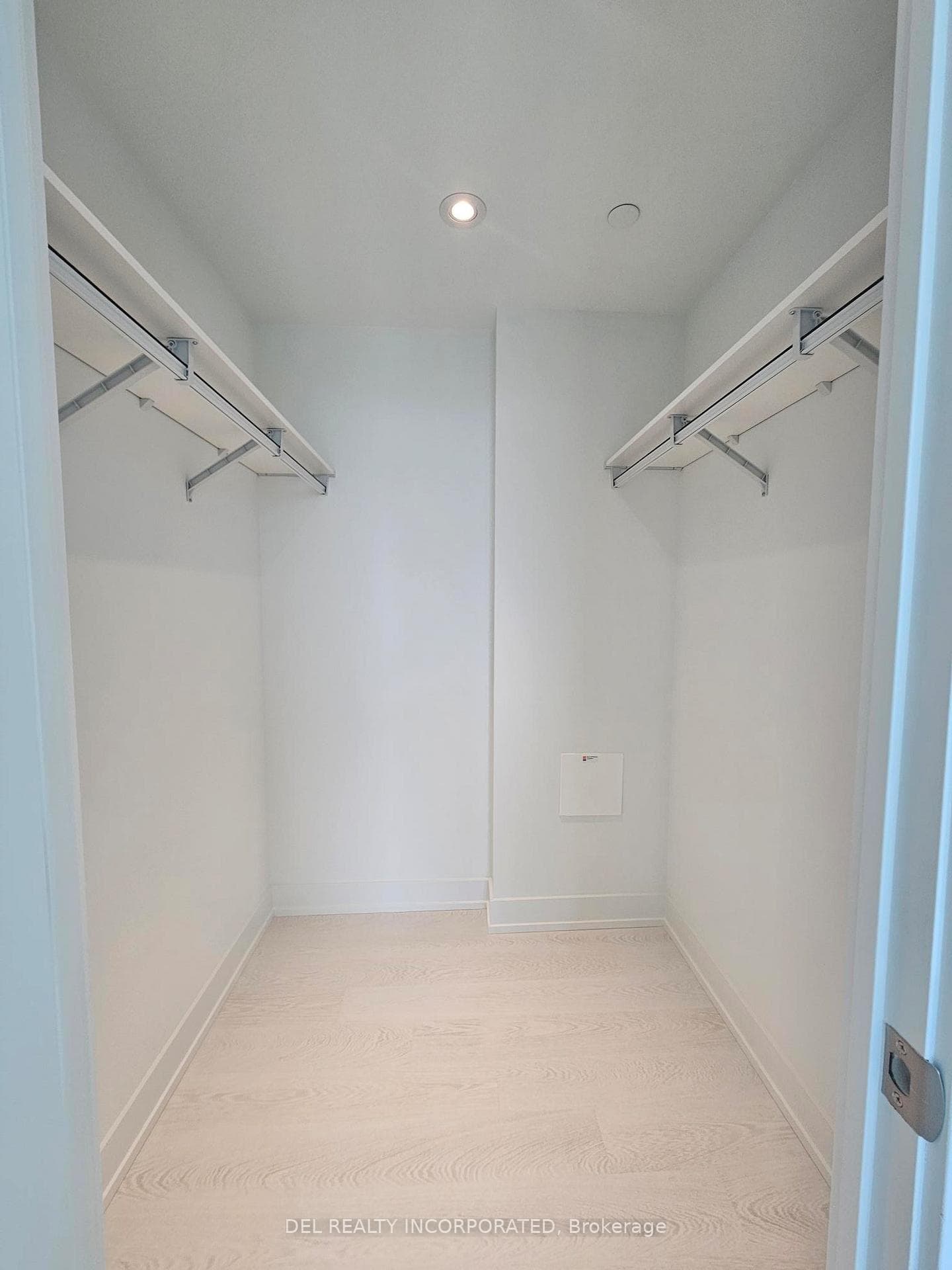 30 Inn On The Park Drive Unit 4203 photo 8
