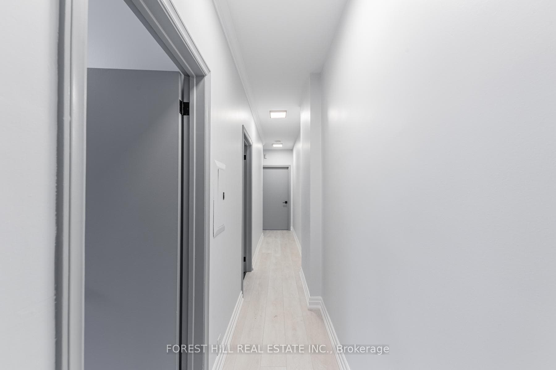 669 St Clair Avenue Unit Upper photo 19