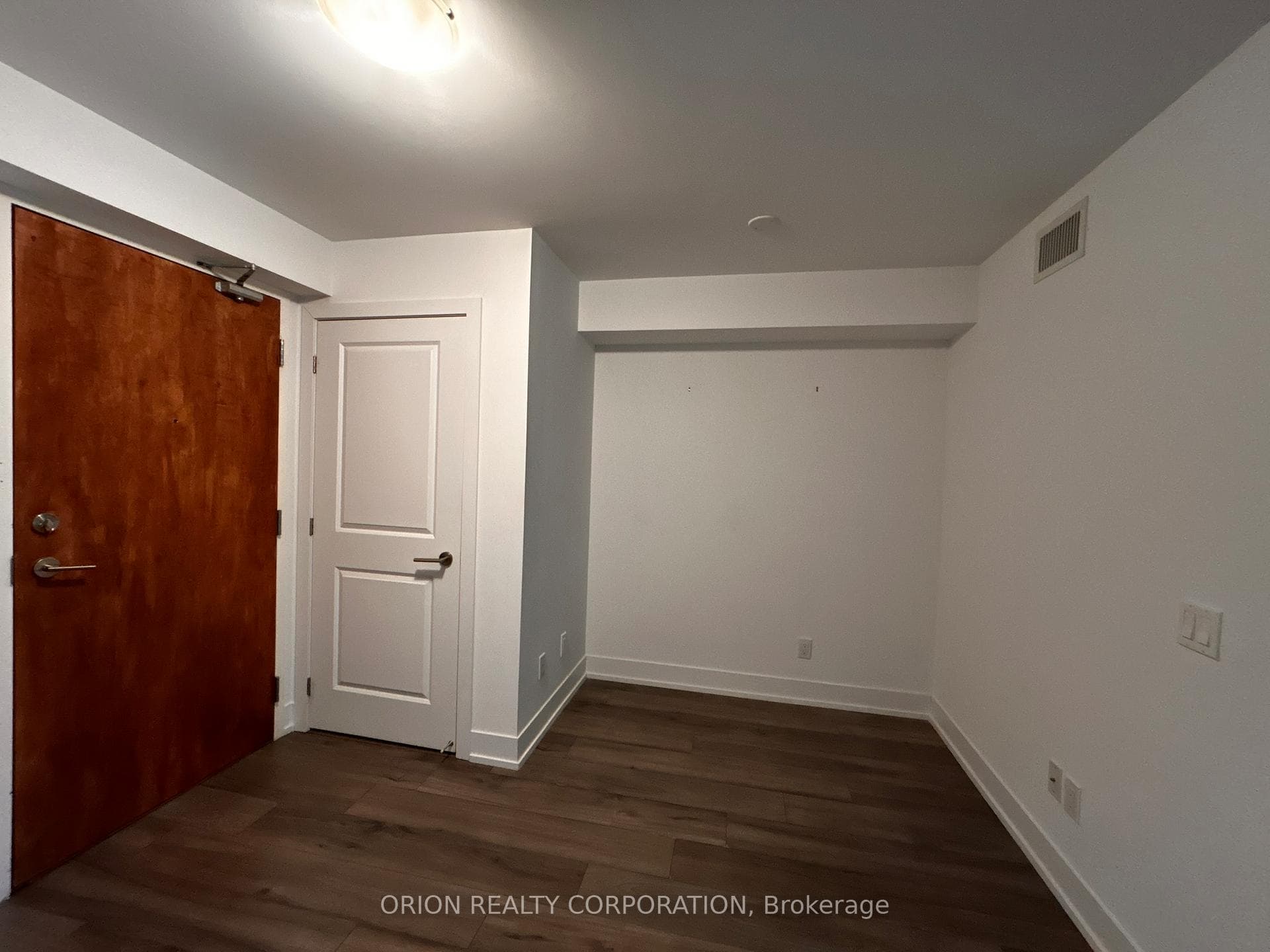 1215 Bayly Street Unit 1108 photo 11