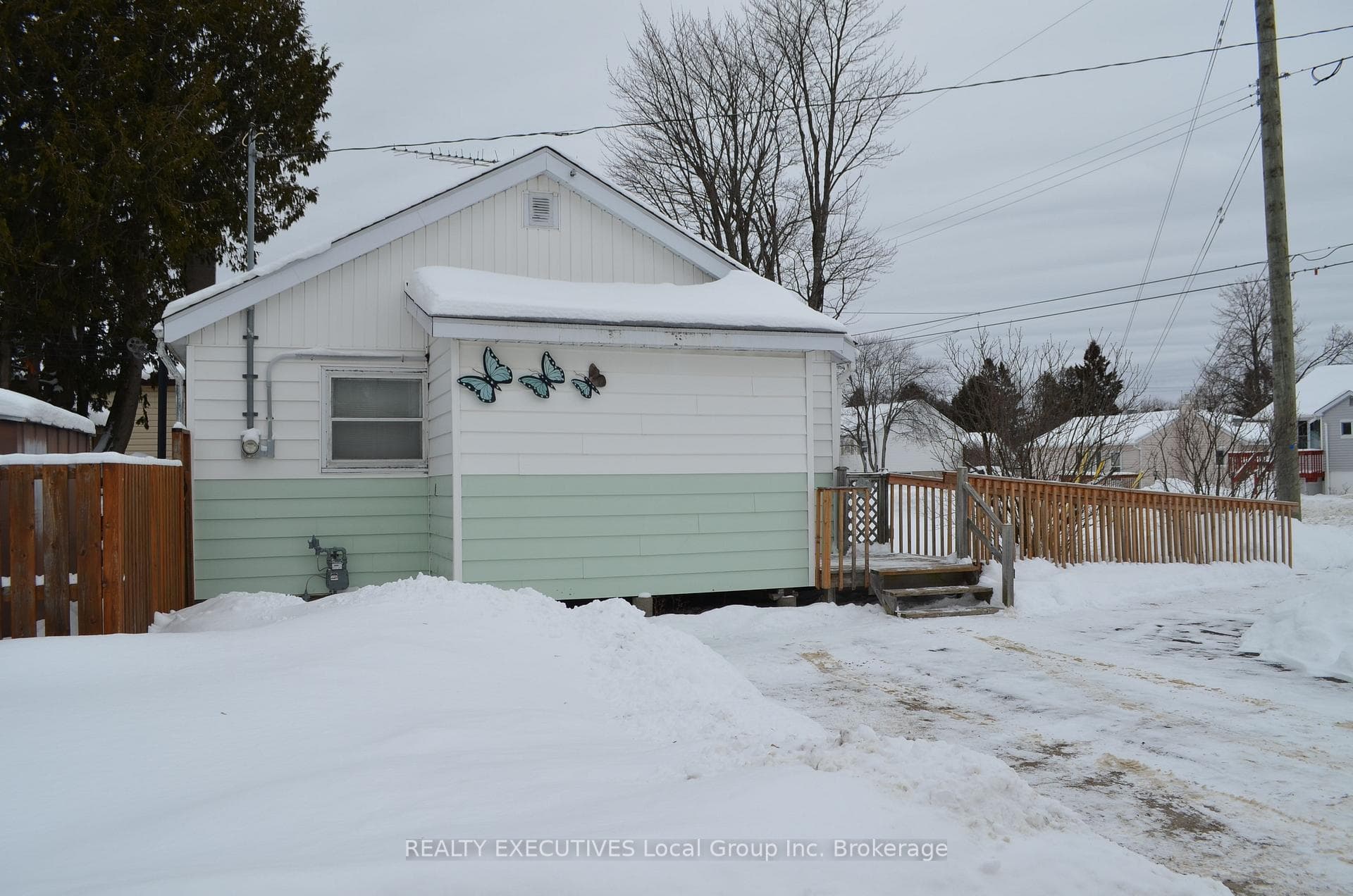 304 Angus Avenue photo 37
